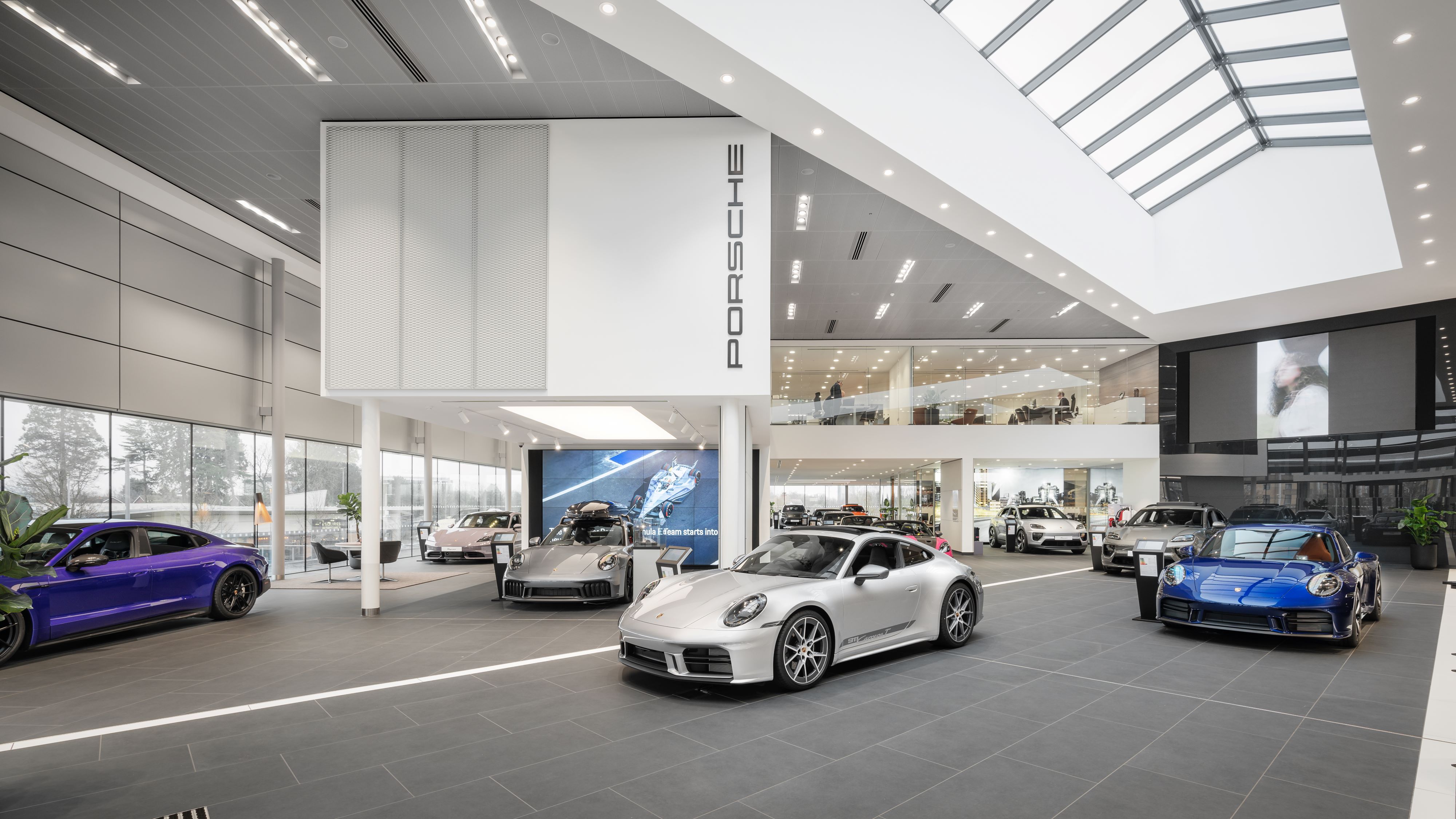 Porsche Newport Ret Medium (5)